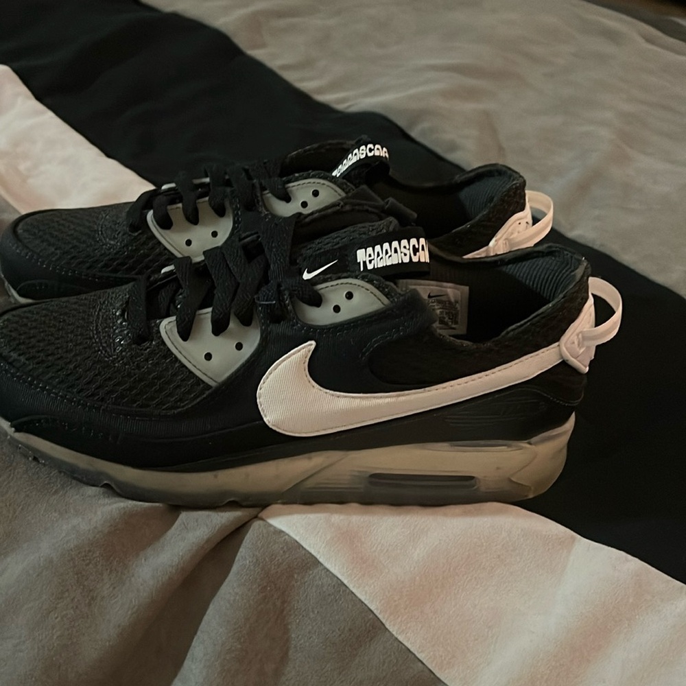 NIKE AIR MAX 90